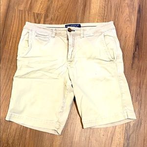 American Eagle size 32 men’s short great condition